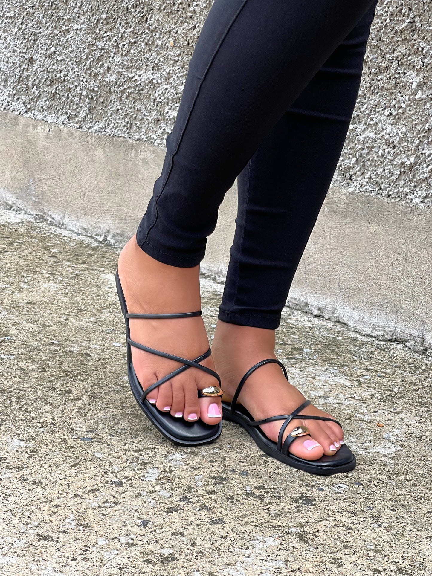Milan Sandals-Black