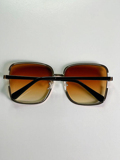 Veda Oversized Minimal Sunglasses-Black