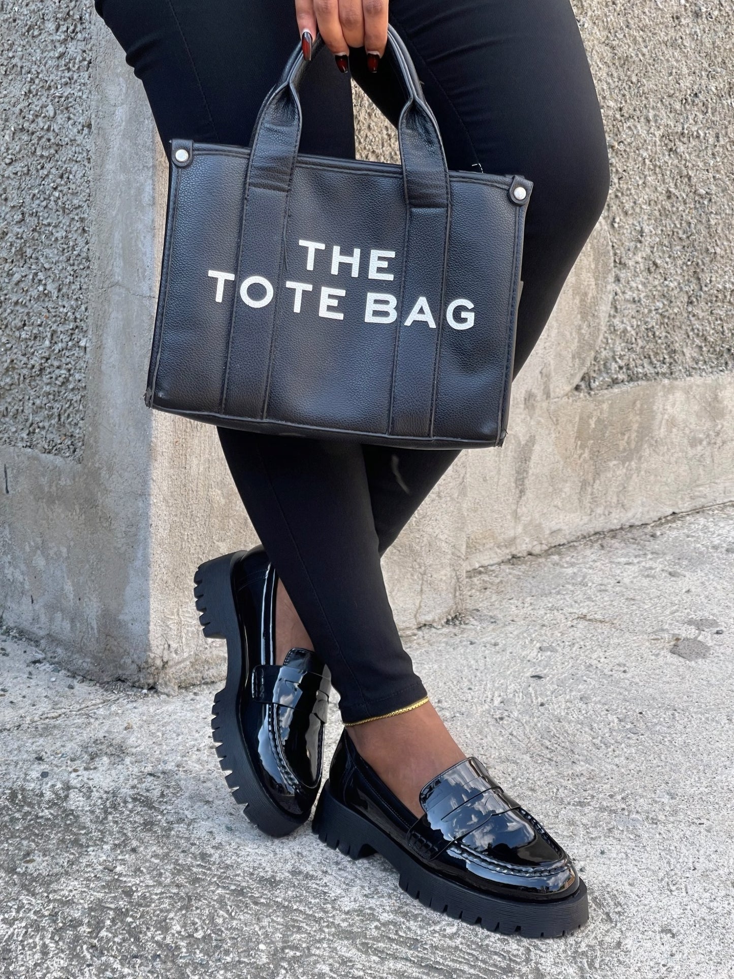 Boss Babe Platform Plain Loafers V-Black[PRE-ORDER]