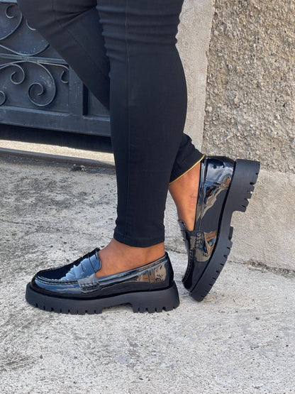 Boss Babe Platform Plain Loafers V-Black[PRE-ORDER]