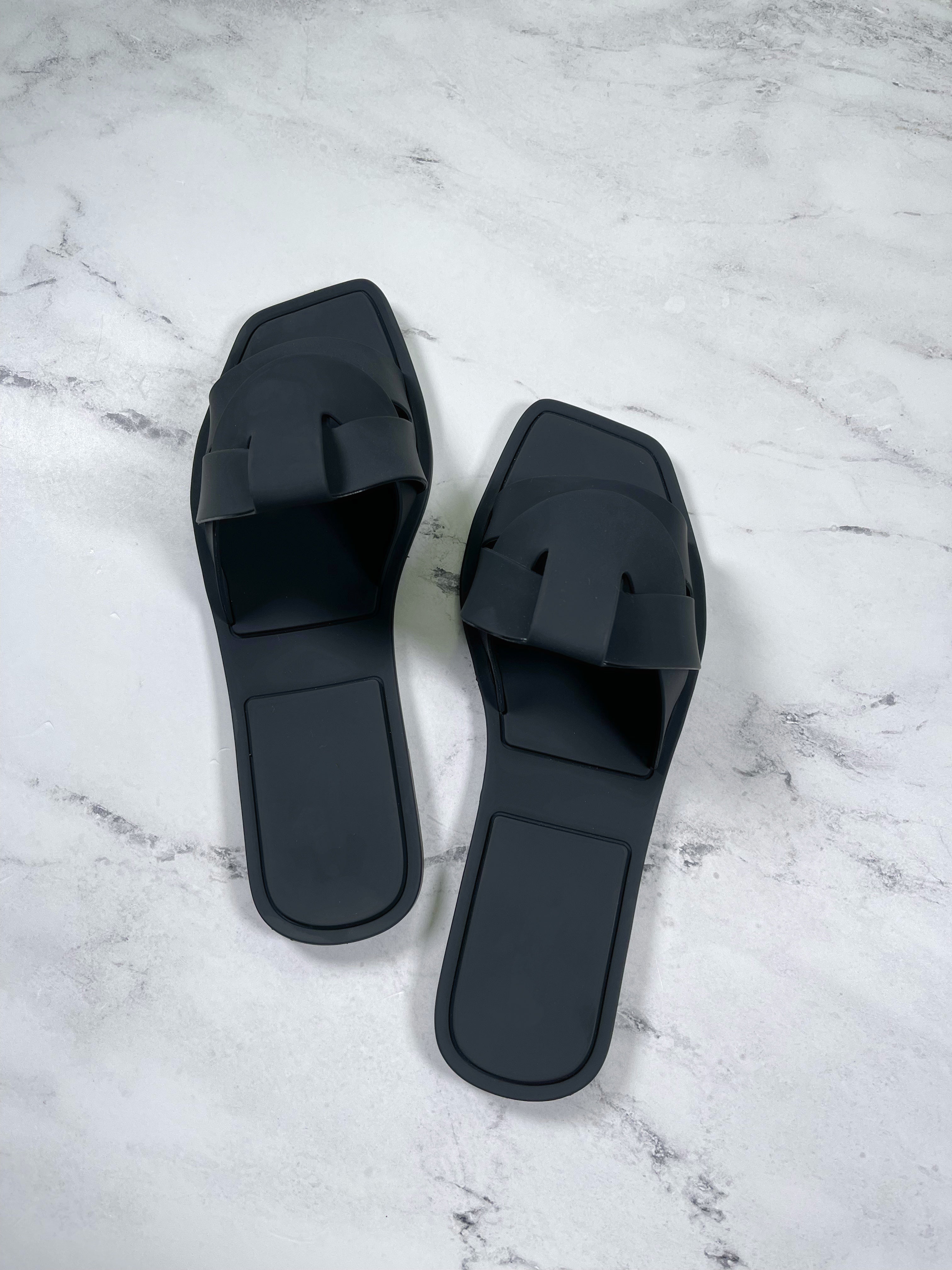 Michelle Sandals-Black - Impoze Style™