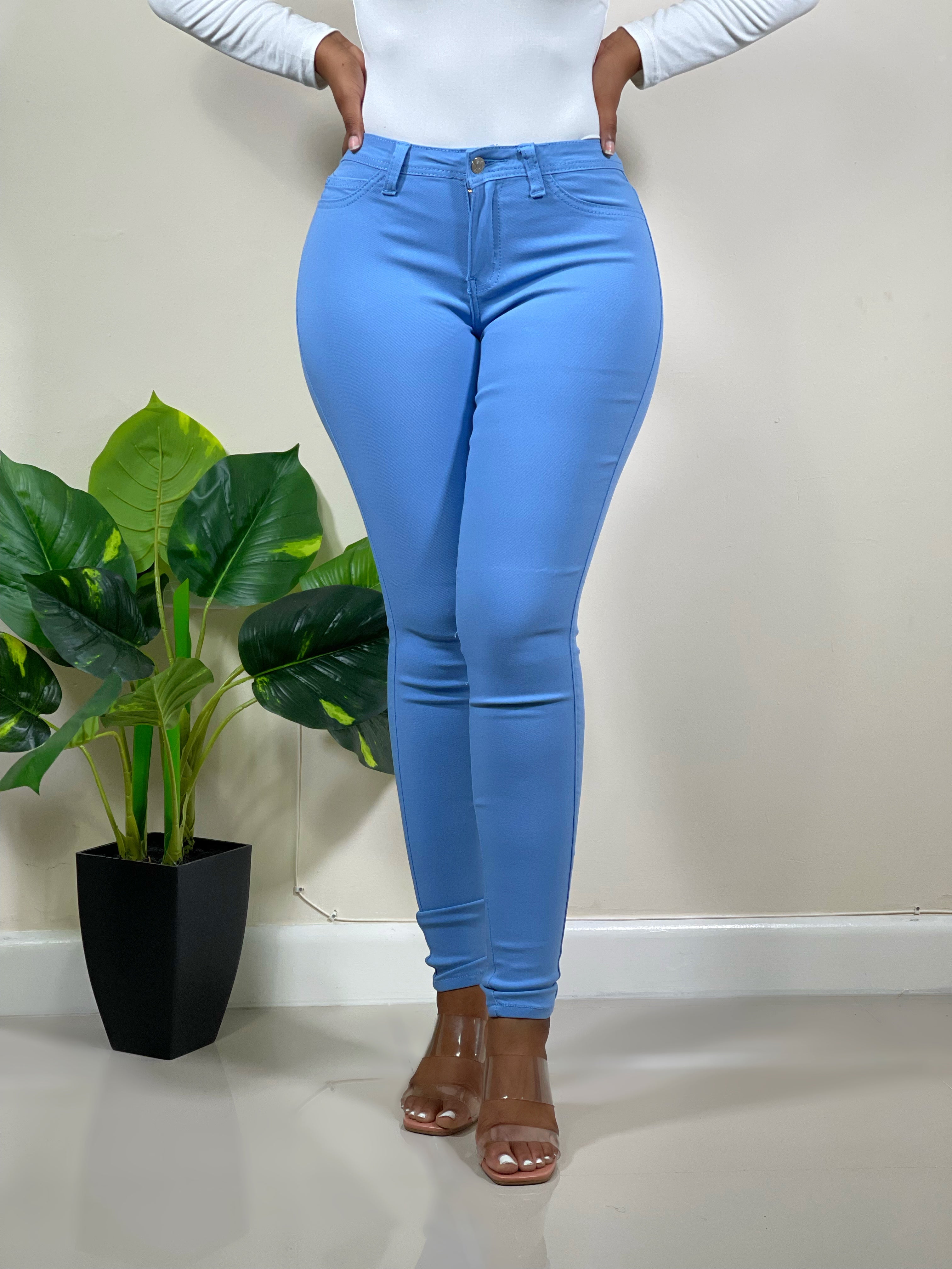 Gasto Educación moral aeronave Classic Girl High Rise Skinny Jeans-Sky Blue | Impoze Style™